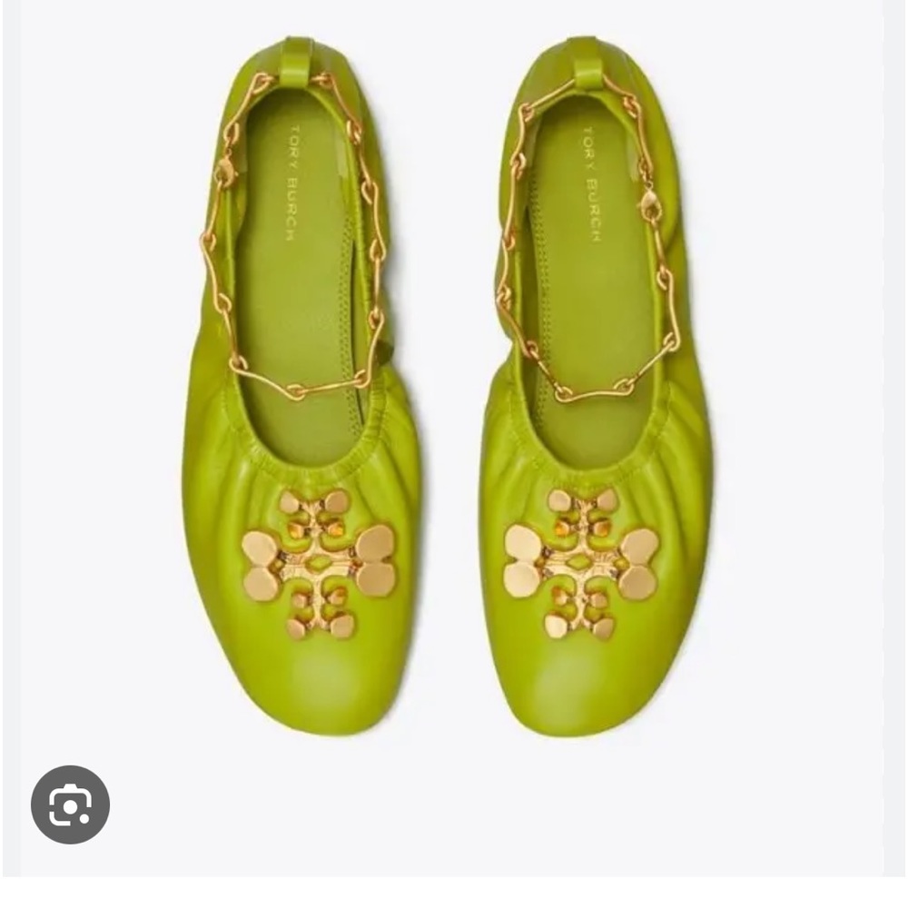Brand new Tory Burch pear green ankle chain ballet 7